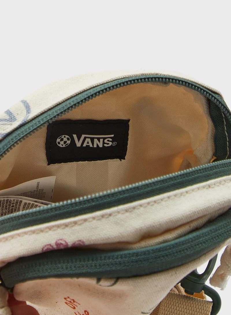 VANS In Our Hands Go Getter Crossbody Bag