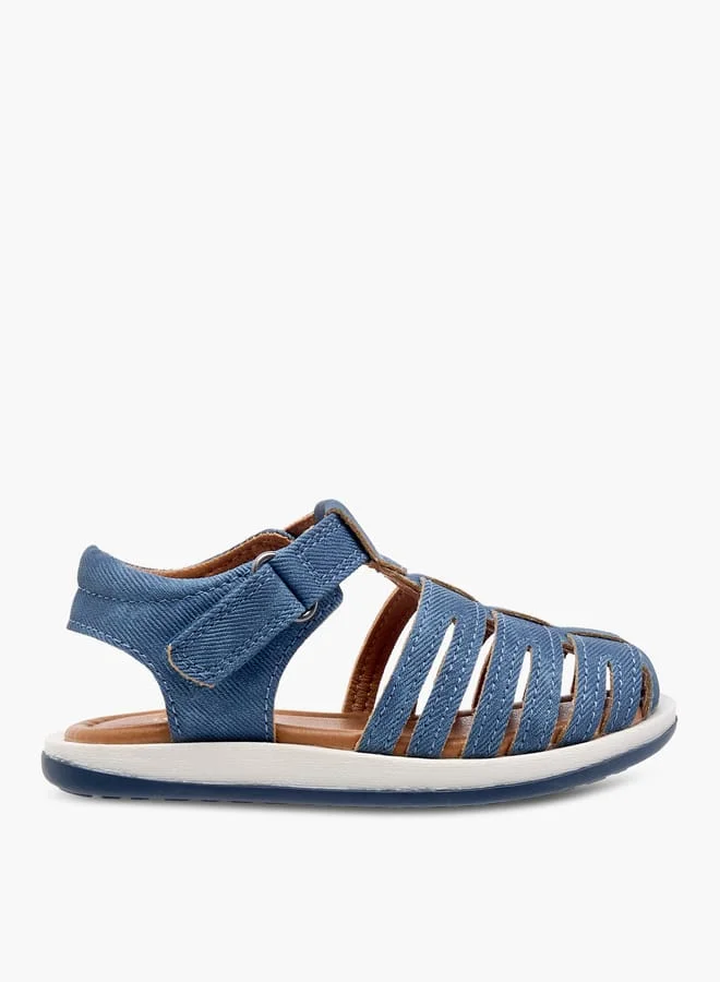 جونيورز Boys Textured Caged Sandals with Hook and Loop Closure