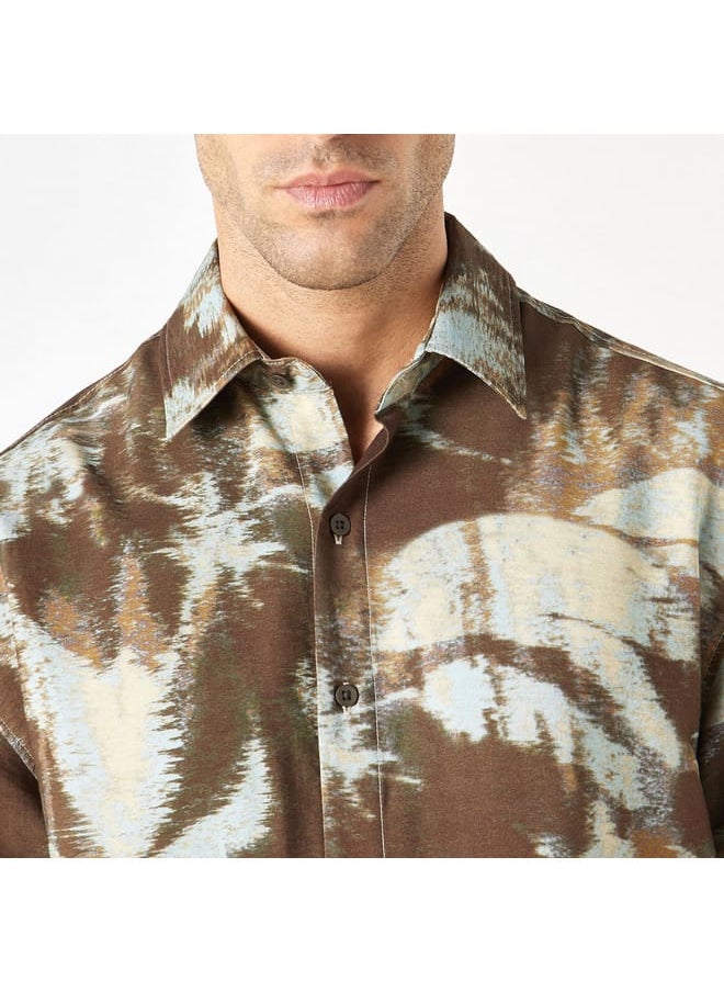 Iconic Iconic Regular Fit Printed Shirt with Collar and Short Sleeves  - Image 4
