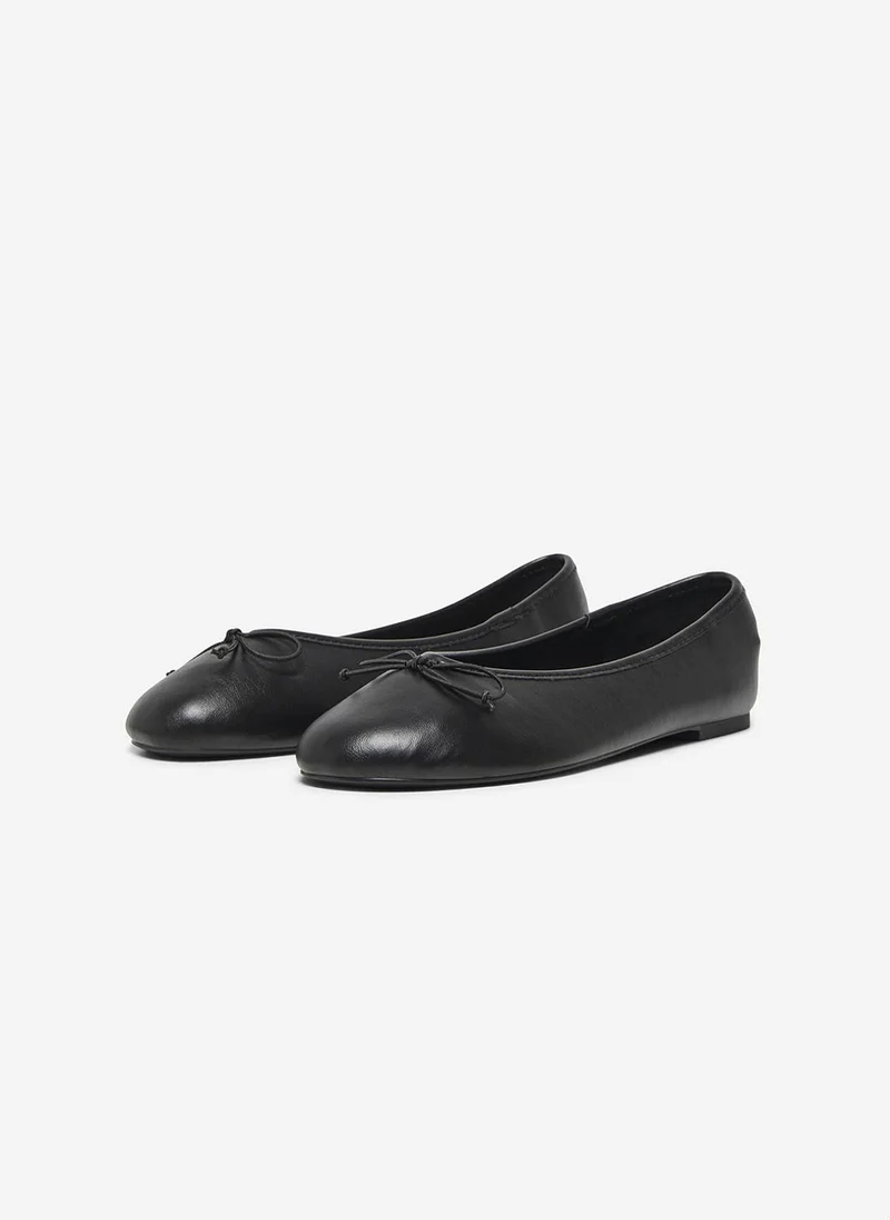 فيرو مودا Women's ONLADRIANA-1 Basic PU Ballerina Flat
