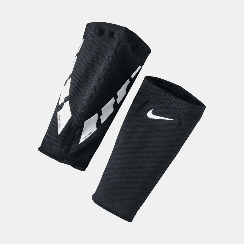 Nike Men's Guard Lock Elite Football Sleeves