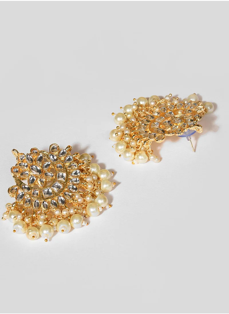 سوهي White Pearl-Studded & Beaded Bridal Jewellery Set