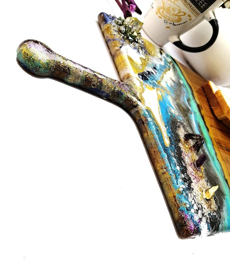 Natural Furniture India Epoxy Pizza Bat Epoxy Resin Pizza Bat Hand Made Wood Tray  - Image 4