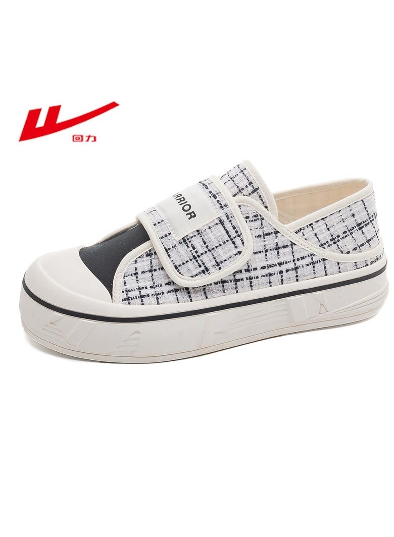 Warrior أحذية نسائية مريحة وعصرية، أحذية قماشية - Image 1