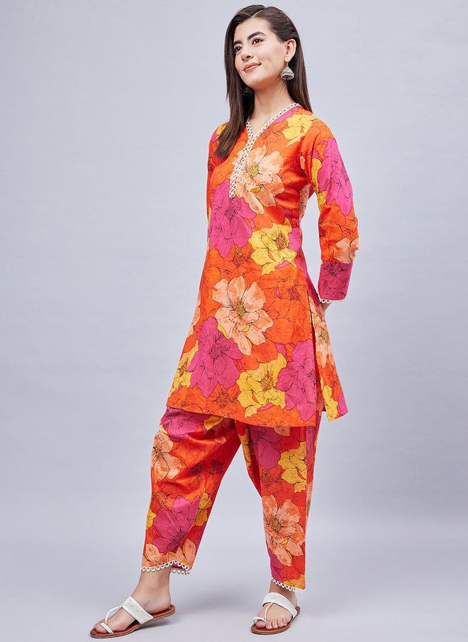 WineRed Floral Printed V-Neck Pure Cotton Kurta With Salwar - Image 4