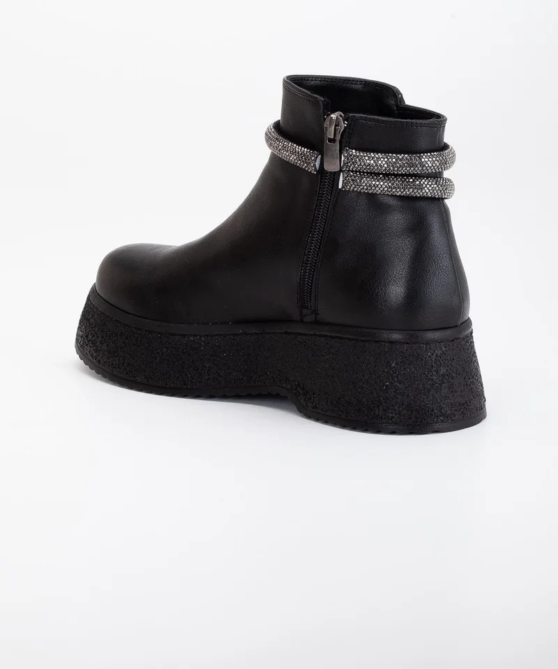 Dilimler Ayakkabı Slices Shoes Women Boots Black Thick Sole Artificial Leather Stoned Laceless Flat