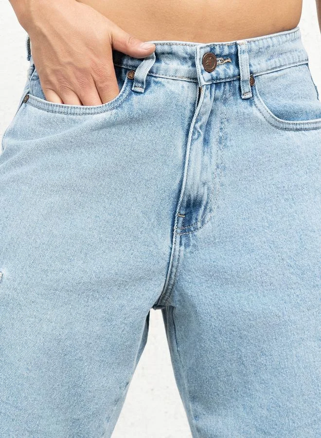 Hubberholme Mid Rise Relaxed Fit Cargo Denim Shorts by Styli