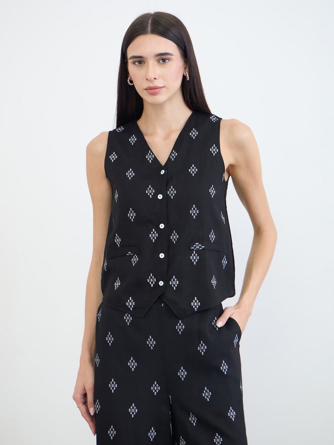 Styli Black Sleeveless Printed Waistcoat - Image 3