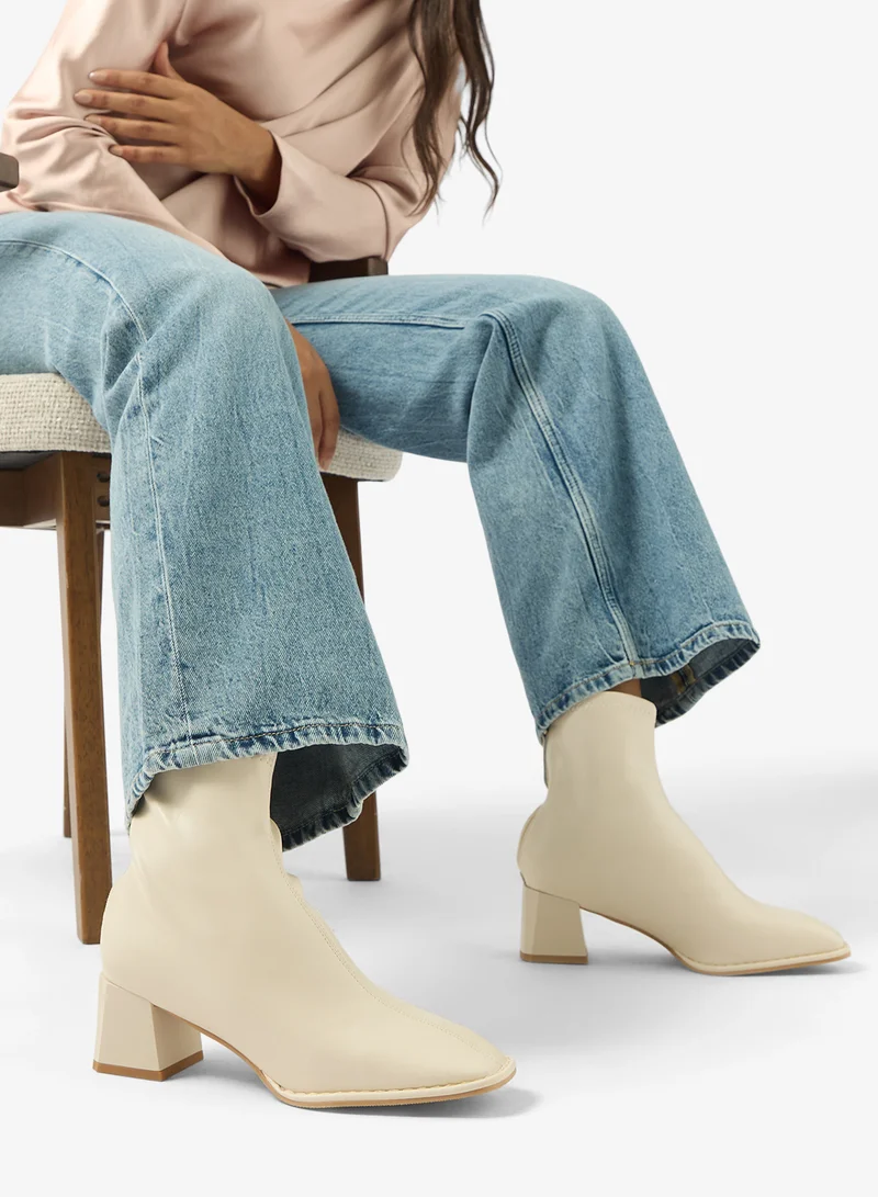 ELLA Block Heel Chelsea Boots