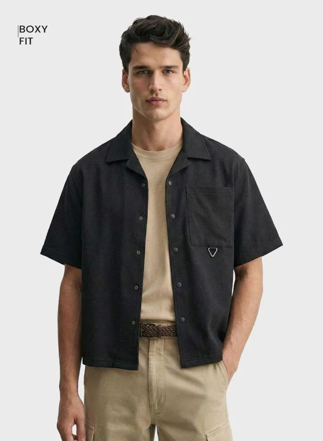 The Indian Garage Co Men Boxy Fit Textured Cuban Collar Half Sleeves Shirt