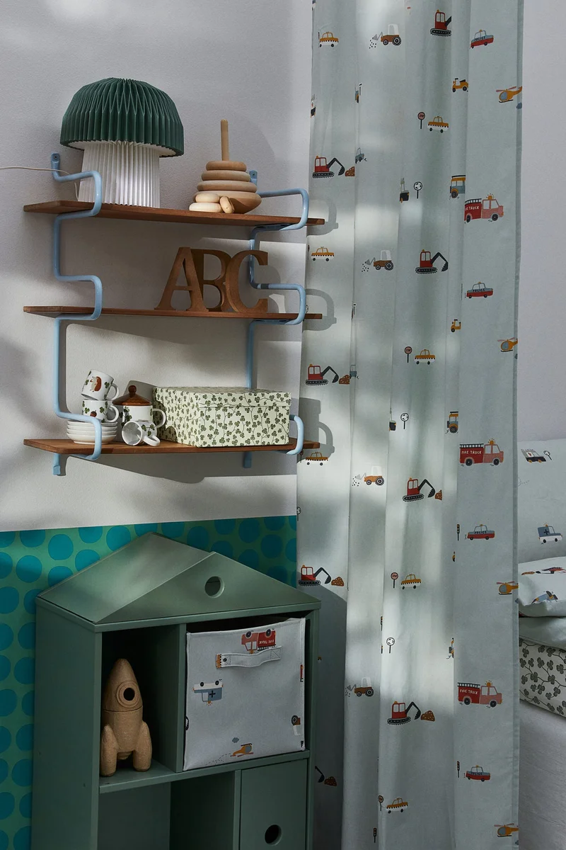 H&M Children’s wall shelf
