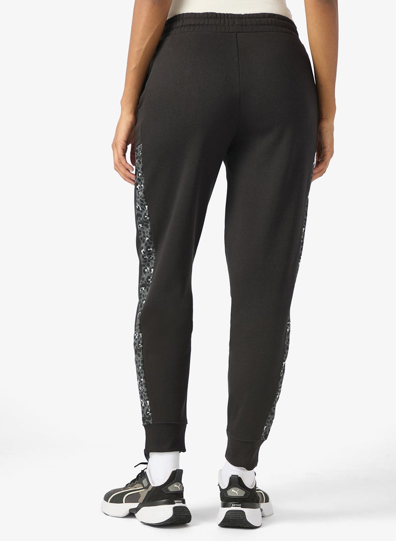 PUMA Essential Graphic Sweatpants - Image 2