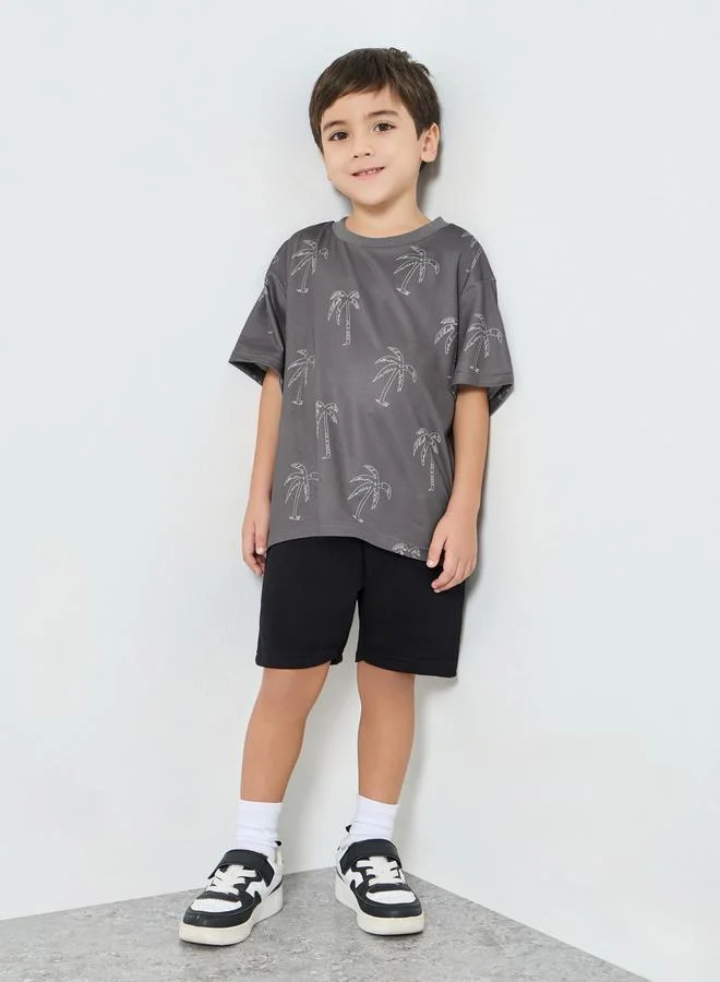 Styli Boys Palm Tree Emrboidered Dropped Shoulder Relaxed Fit T-Shirt