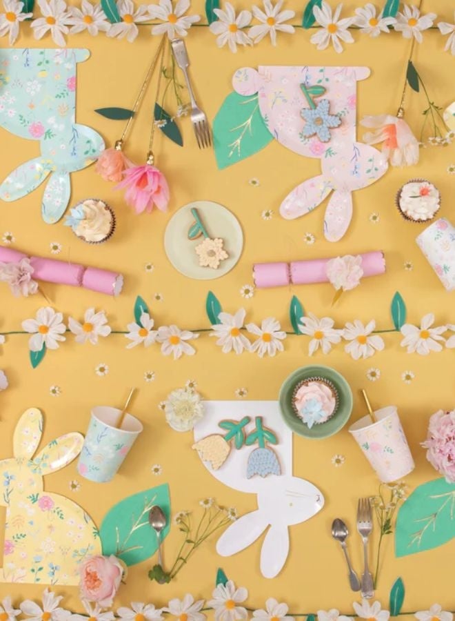 Meri Meri Wild Daisy Garland - Image 1