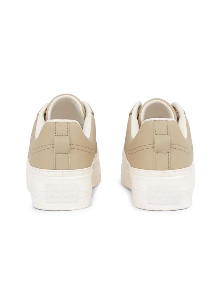 تومي هيلفيغر ESSENTIAL VULC SNEAKER MONOGRAM