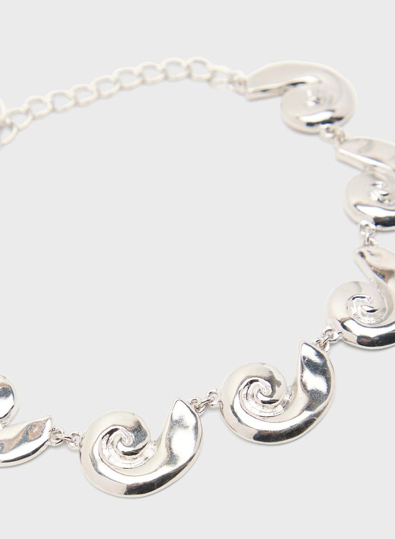 جينجر عقد تشوكر لؤلؤ بزهرة - Image 2