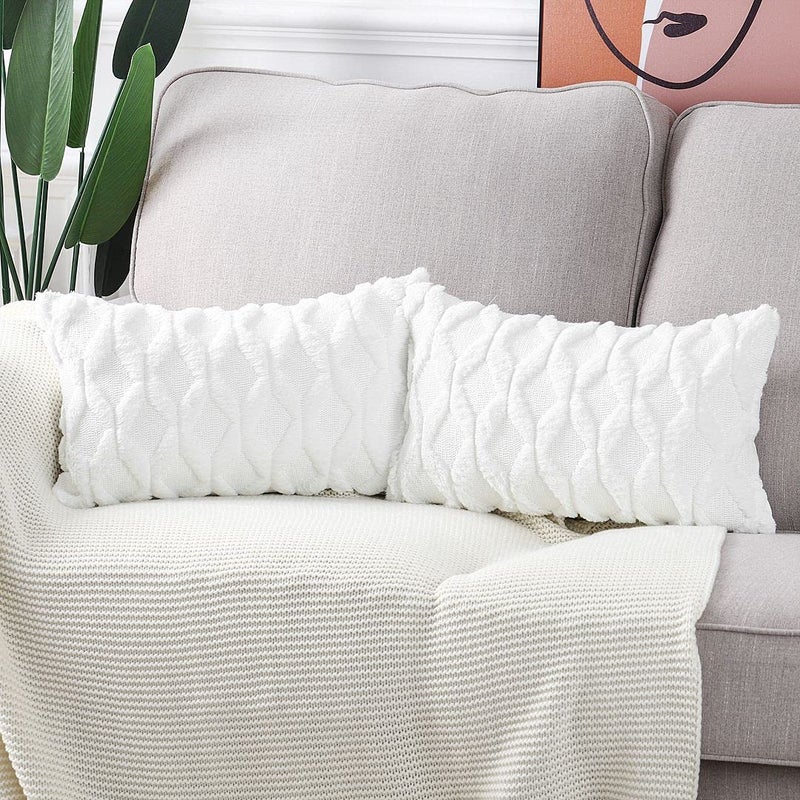 MADIZZ مجموعة Madizz من 2 Soft Plush Short Wool Velvet Decorative Throw Convers - Image 2