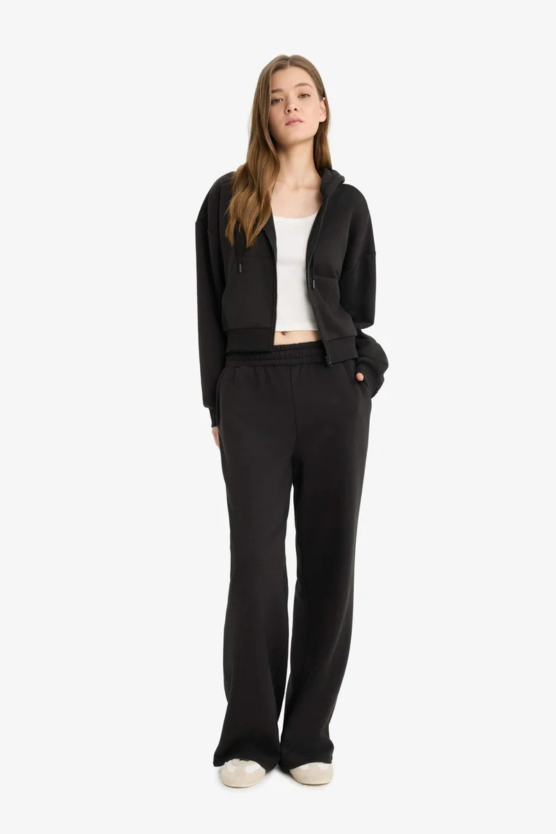 ديفاكتو Wide Leg Sweatpants
