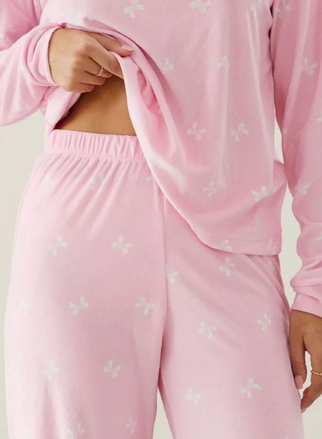 انديز طقم بيجامة بطبعة القطيفة