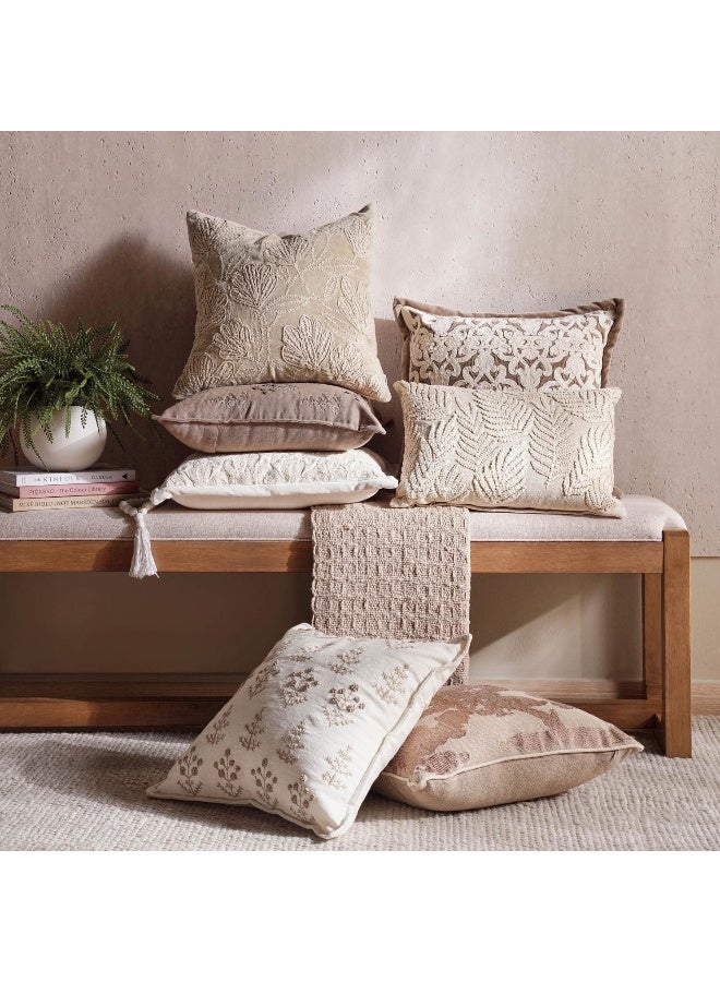 Pan Home وسادة ماغنوليا المطرزة يدويًا بديل الريش 50x50 سم - بني - Image 5