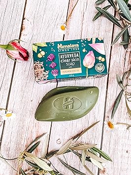 Himalaya Ayurveda Clear Skin Soap Specially Made With Traditional Ayurvedic Oil Infused with Herbs 125 g - Image 4
