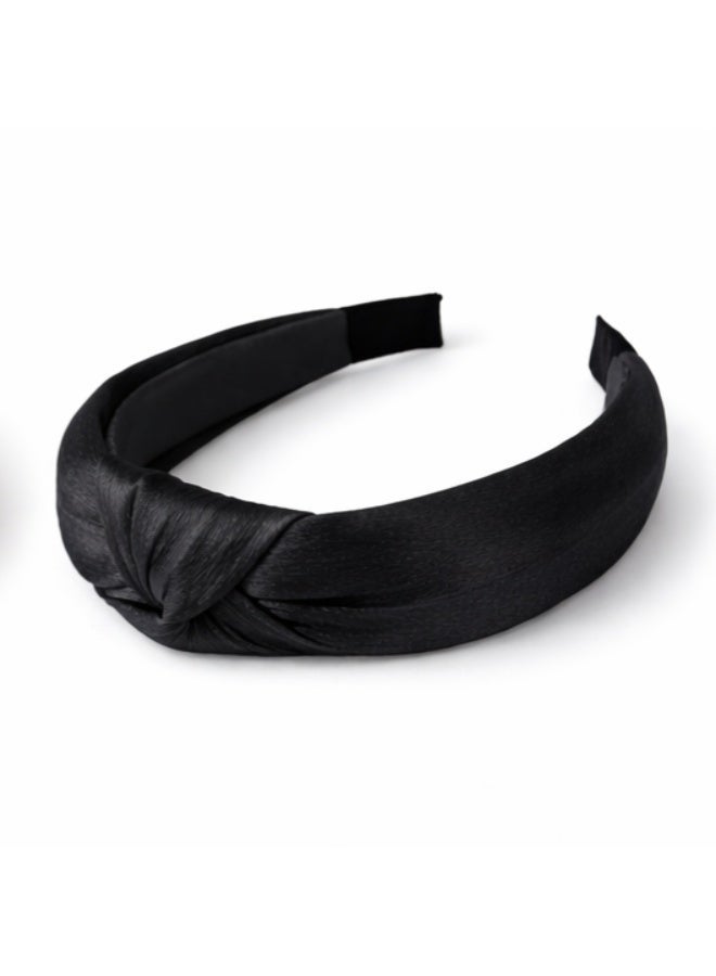 طوق شعر ساتان أسود كلاسيك بعقدة عريضة - Image 1