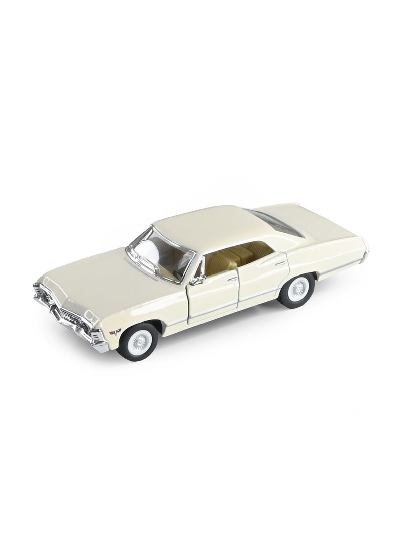 Kinsmart Pull Back Action 1:40 Scale 1967 Chevrolet Impala Doors Openable Collectible Diecast Metal Toy Car  - Image 2