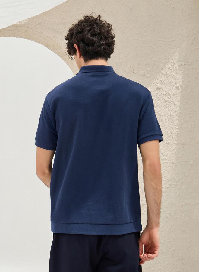 Styli Textured Concealed Zipper Relaxed Polo T-Shirt  - Image 4