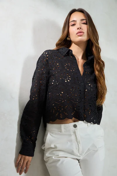 فيرجيو Cotton Black Vacation Boxy Shirts With Scallop Hem for Women