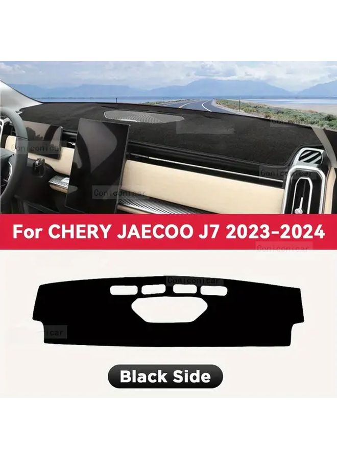 غطاء لوحة القيادة الأسود لسيارة CHERY JAECOO J7 2023-2024، حماية من الأشعة فوق البنفسجية ومكافحة التوهج - Image 1