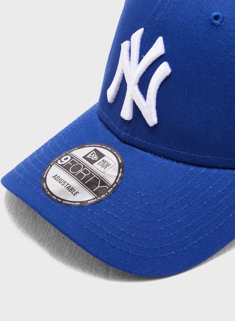 NEW ERA 9Forty League Basic New York Yankees Cap  - Image 3