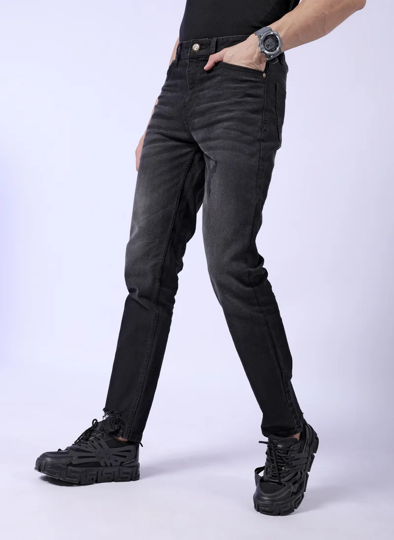 ذا انديان كراج كو Men Slim Fit Solid Mid-Rise Stretchable Jeans