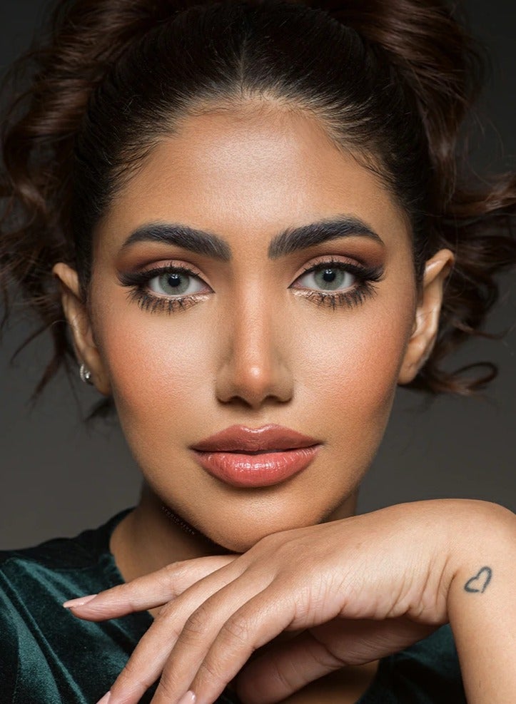 أنستازيا–عدسات نوفا اللاصقة الملونة لإطلالة ساحرة تدوم حتى 6 أشهر - Image 1