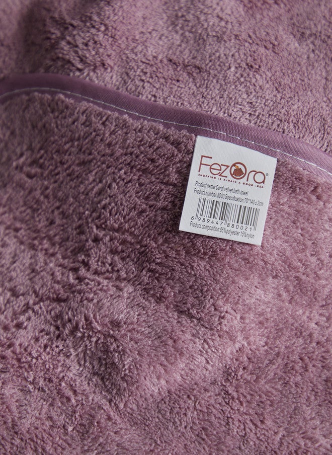 Fezora Super Soft Burgundy Solid Microfiber Bath Towel - 500GSM - Image 4