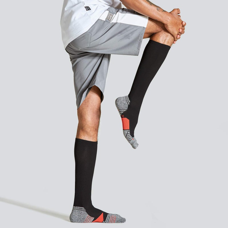 WANDER 3-6 Pairs Men's Athletic Run Cushion Over-the-Calf Tube Socks - Image 4