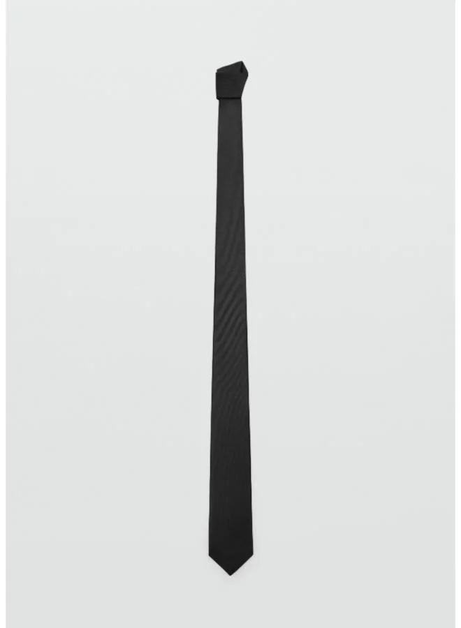 Smooth micro-structured tie