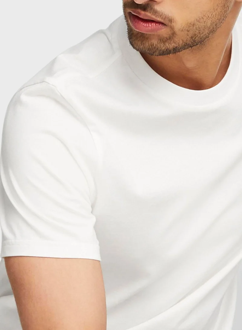 PUMA Classics Logo T-Shirt
