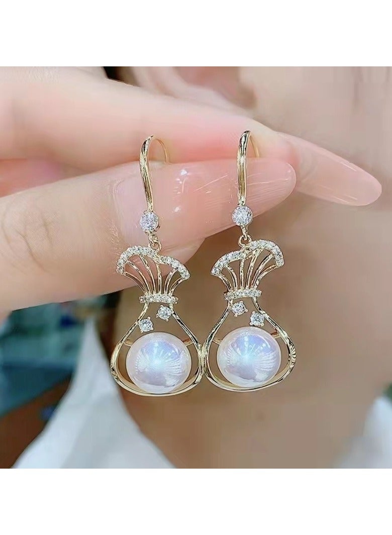 Golden Irregular Shape Pearl Zirconia Sparkling Earrings 