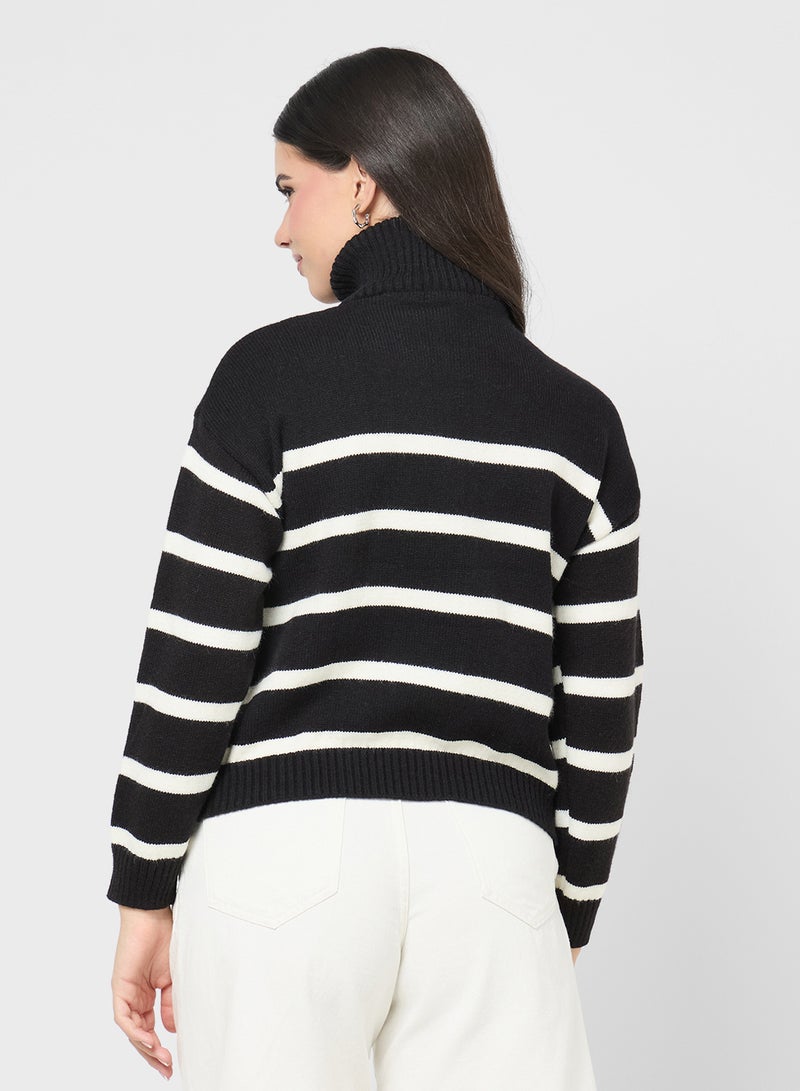 جينجر كنزة بياقة بسحاب وخطوط مضلعة - Image 2