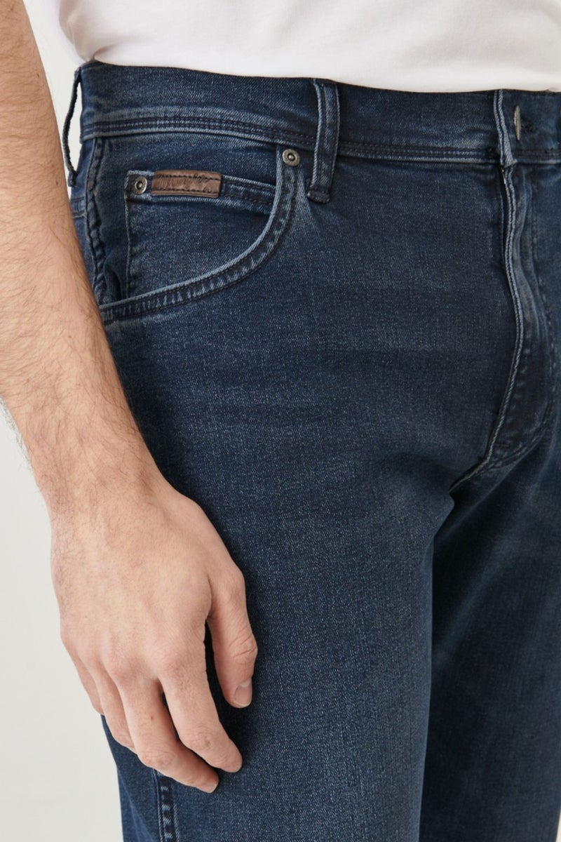 Wrangler Men's Texas Slim Normal Waist Jean Trousers  - Image 3