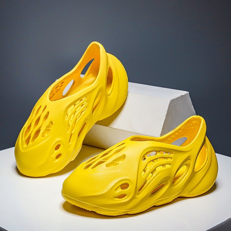 Korean Style Parent-Child Yezzy Coconut Hole Shoes Summer Couple Kanye Plus Size Sandals Men'S Beach Wading Slippers Trendy - Image 3