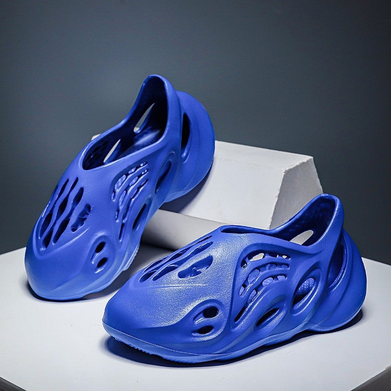 Korean Style Parent-Child Yezzy Coconut Hole Shoes Summer Couple Kanye Plus Size Sandals Men'S Beach Wading Slippers Trendy - Image 4