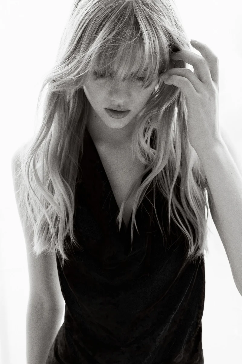 H&M Velour halterneck top