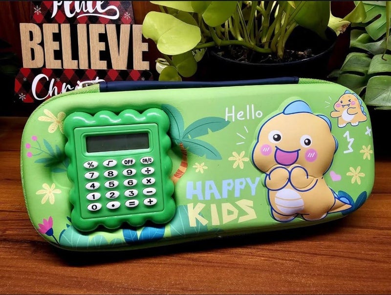 Clwone Space Theme Calculator Pencil Case, 3D Astronaut Design, Large Capacity Stationery Pouch, Multi-Colour - Image 4