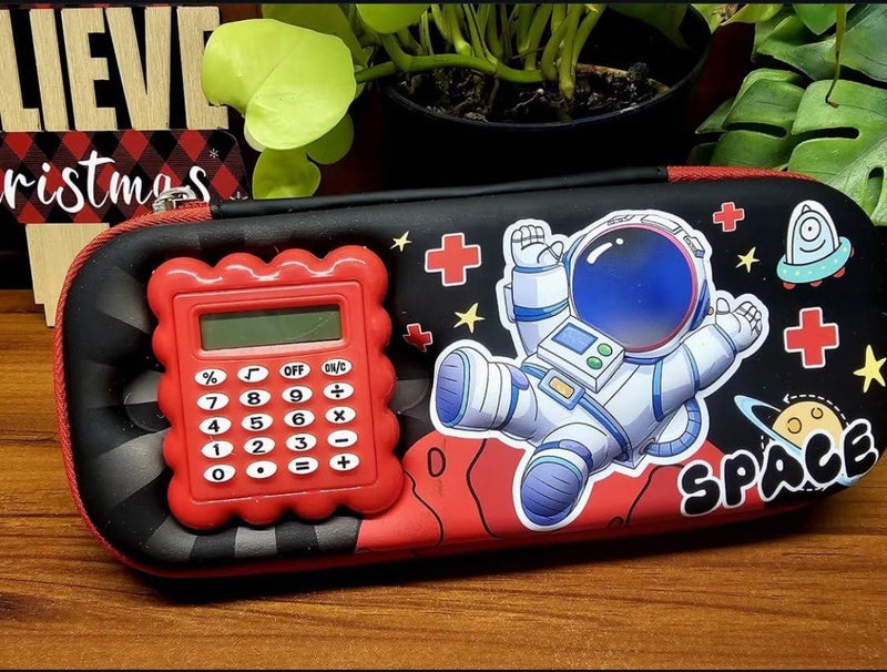 Clwone Space Theme Calculator Pencil Case, 3D Astronaut Design, Large Capacity Stationery Pouch, Multi-Colour - Image 5