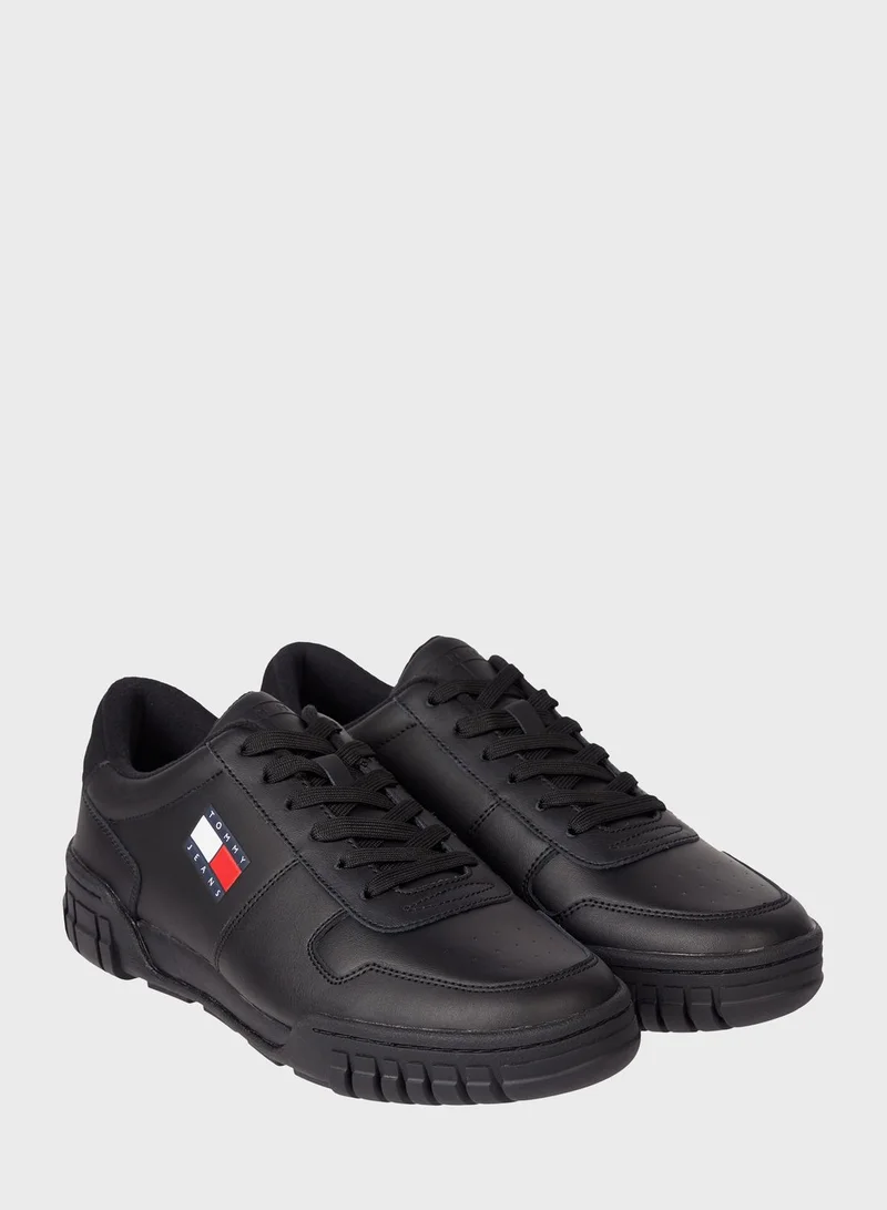 TOMMY JEANS Retro Evolve Low Top Sneakers