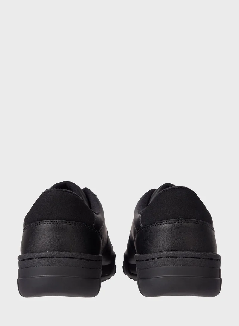 TOMMY JEANS Retro Evolve Low Top Sneakers