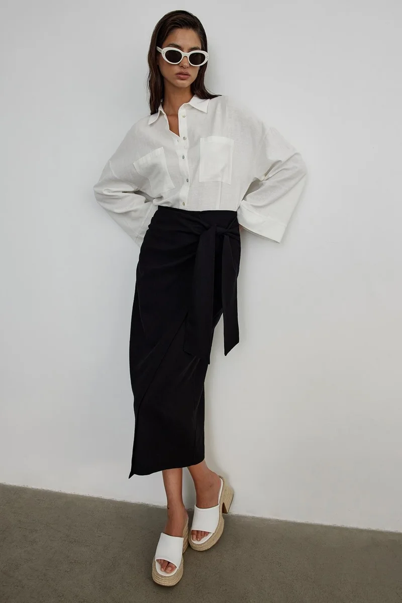 سود كوليكشن Saud Collection Black Noli Linen Wrap Skirt