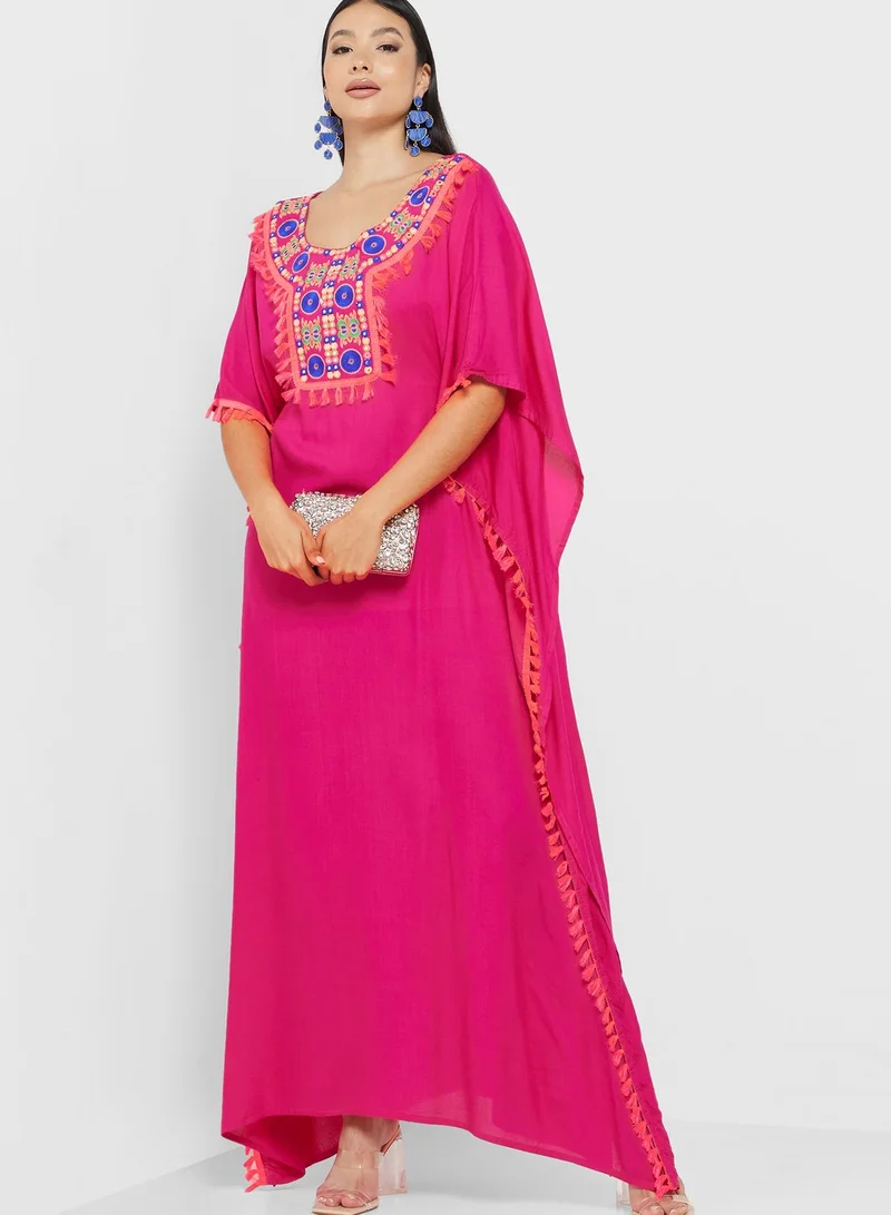 ARABIAN CLOSET Embroidered Flared Sleeve Kaftan