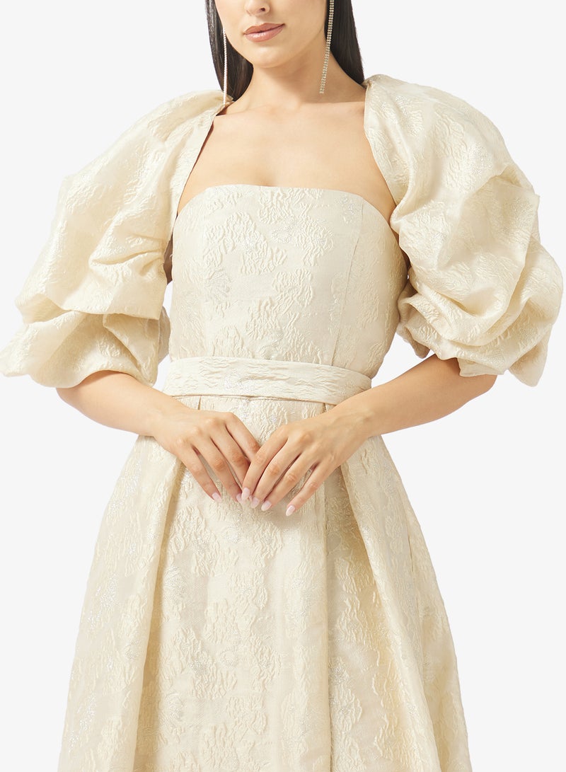 نمشي x فستان سهرة جاكار بأكمام منفوشة - Image 3